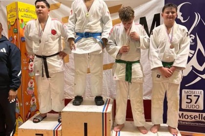 GRAND PRIX MINIMES A METZ