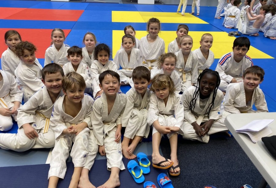 Week-end judo pour les mini-poussins et poussins, minimes, juniors et vétérans